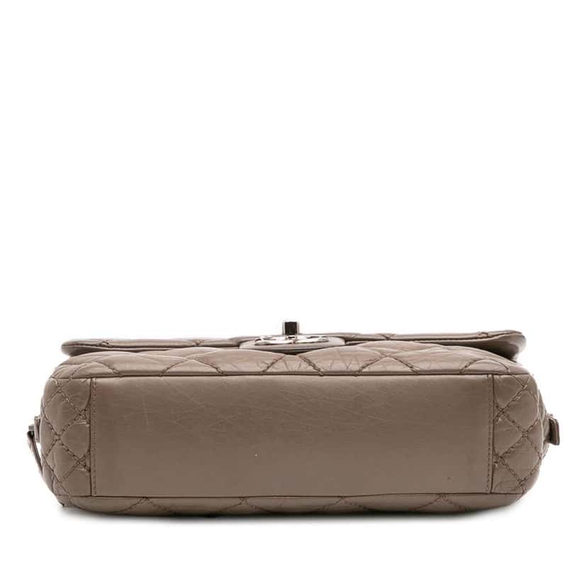 Chanel Medium Quilted Aged Calfskin Portobello Flap Brown Leather Good condition - Inside View