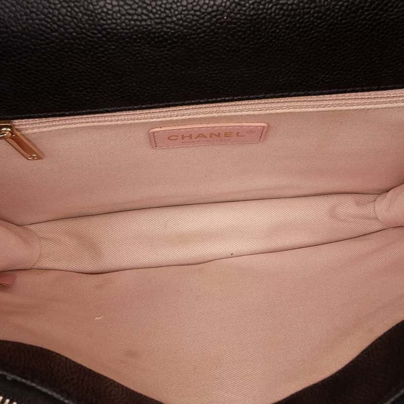Chanel Paris Cuba Medium Caviar Thread Around Flap Black Leather Very good condition - Model View
