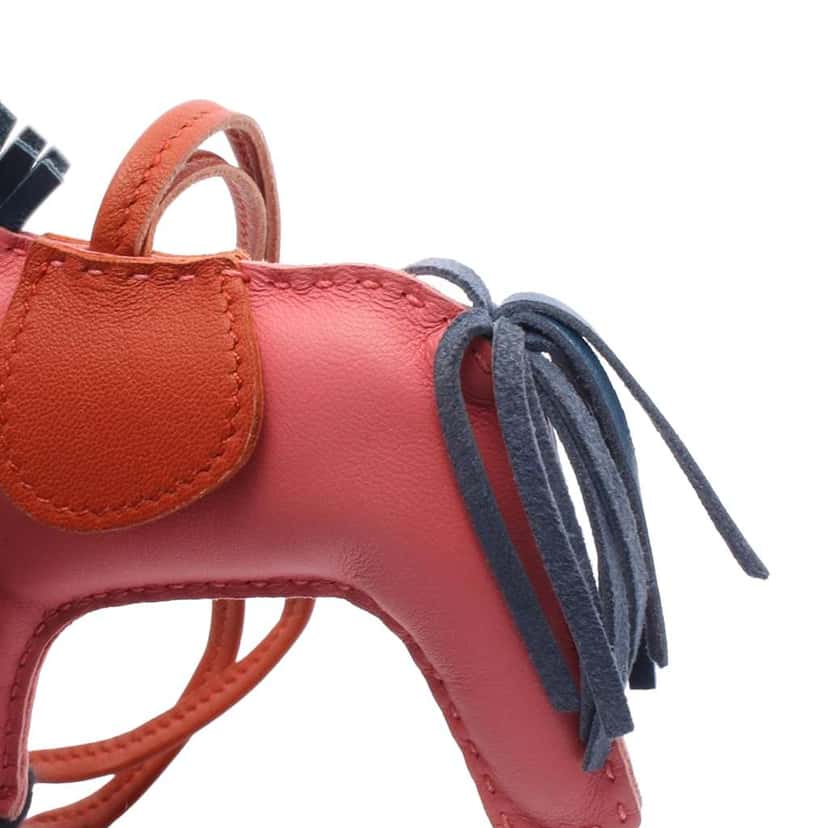 Hermès Milo Lambskin Grigri Rodeo Horse Bag Charm TPM Pink Leather Good condition - Model View
