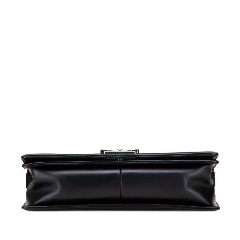 Chanel Medium Chevron Calfskin Boy Flap Black Leather Good condition - Inside View