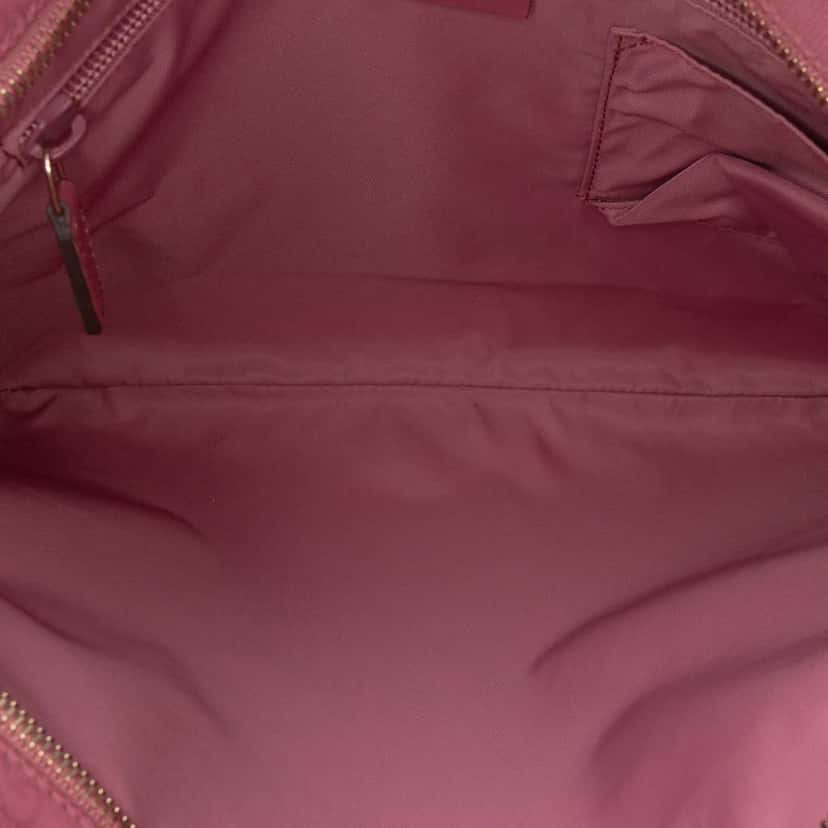 Gucci GG Imprime Crossbody Pink Canvas Good condition - Model View