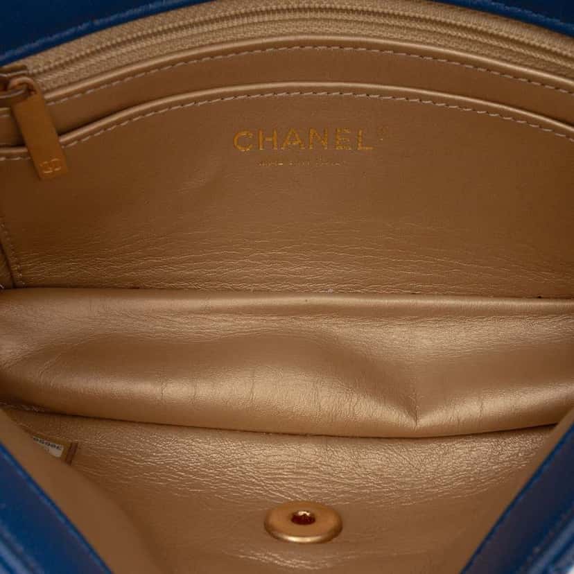 Chanel Mini Rectangular Lambskin Pearl Crush Flap Blue Leather Good condition - Model View
