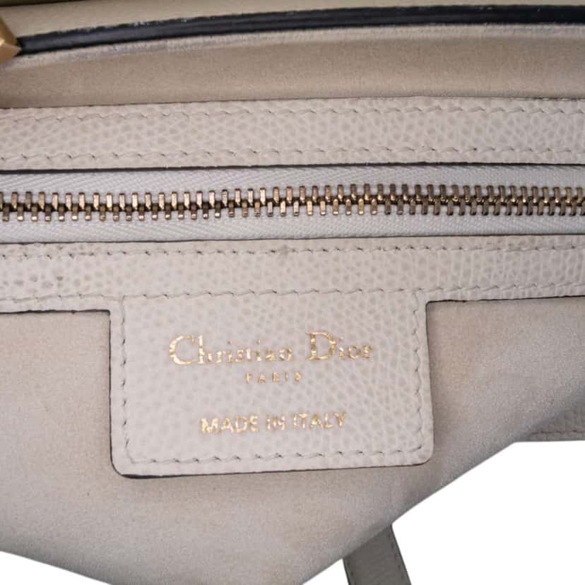 Dior Grained Calfskin Saddle Bag White Leather Good condition - Box View