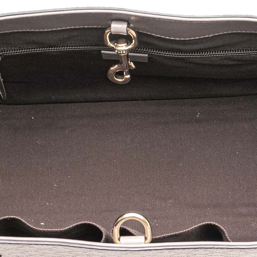 Gucci Diamante Leather Bright Hilary Lux Tote Grey Leather Good condition - Model View