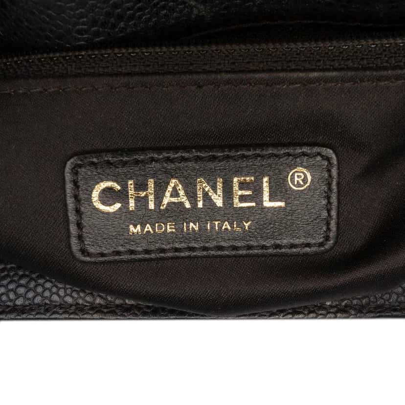 Chanel Caviar Grand Shopping Tote Black Leather Good condition - Box View