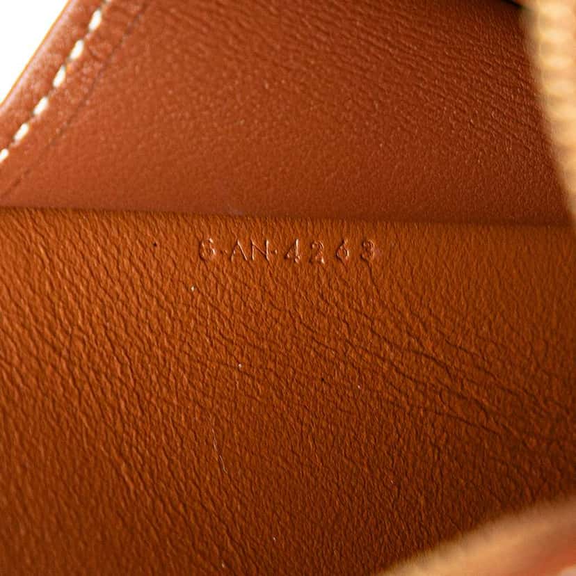 Celine Smooth Calfskin Cuir Triomphe Clutch on Chain Brown Leather Good condition - Box View