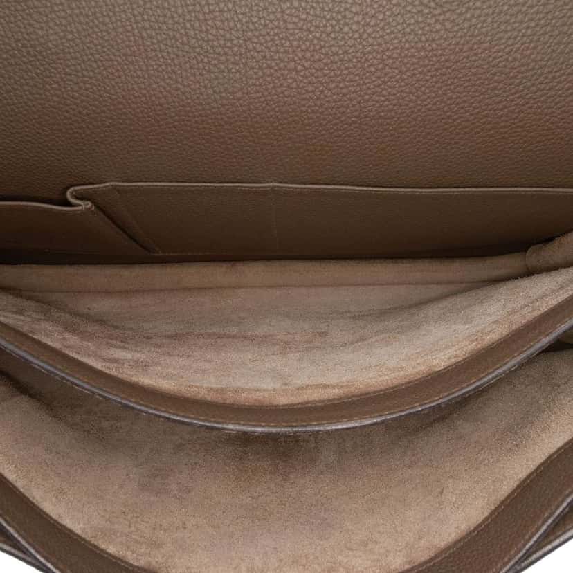 Hermès Togo Sac a Depeches 41 Brown Leather Fair condition - Model View