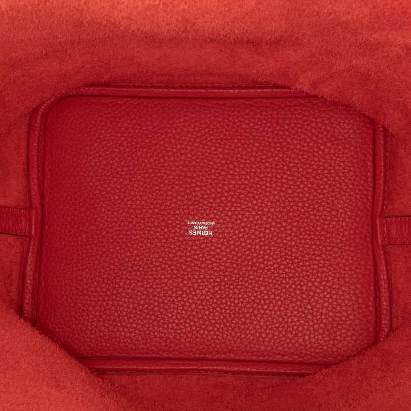 Hermès Clemence Picotin Lock 22 Red Leather Good condition - Model View