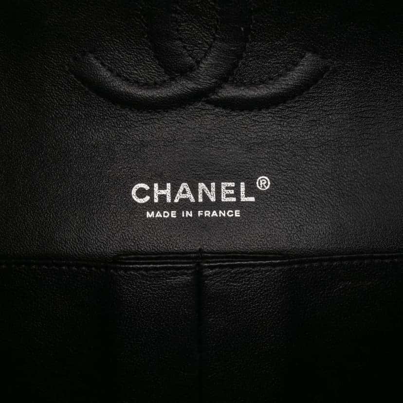 Chanel Medium Classic Caviar Double Flap Black Leather Good condition - Box View