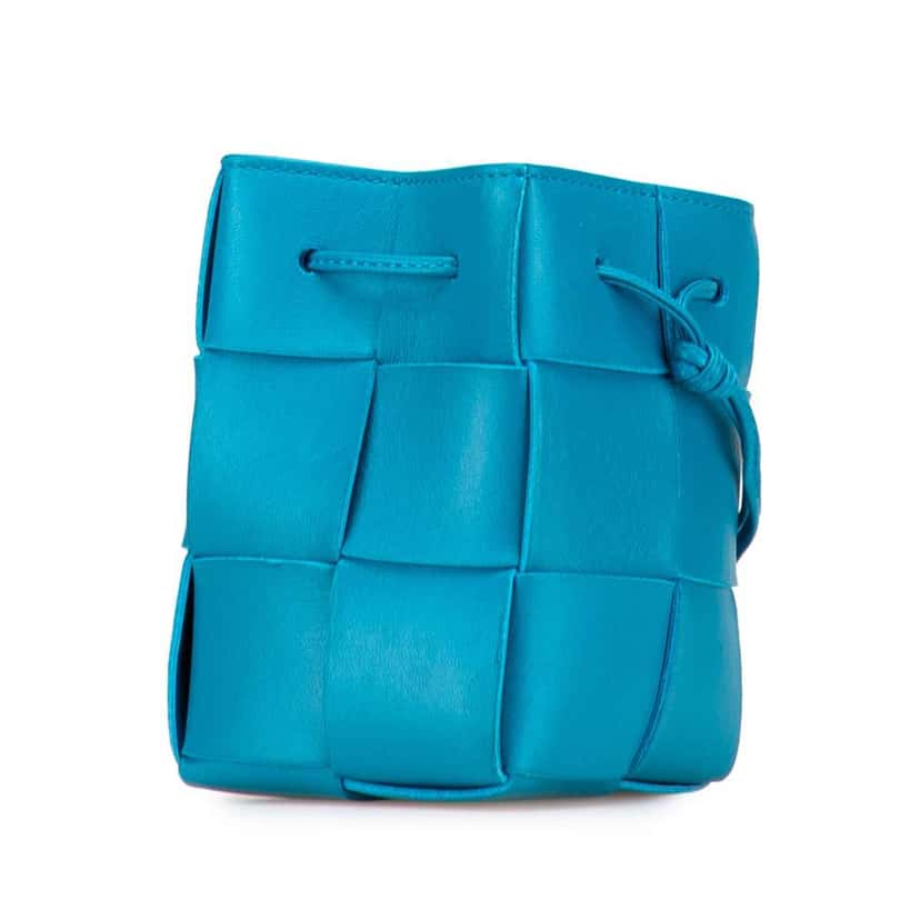 Bottega Veneta Mini Nappa Maxi Intrecciato Cassette Bucket Bag Blue Leather Good condition - Back View