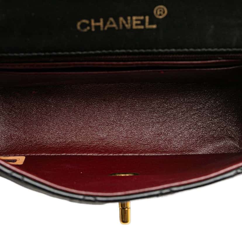 Chanel Mini Square Classic Lambskin Single Flap Black Leather Good condition - Model View