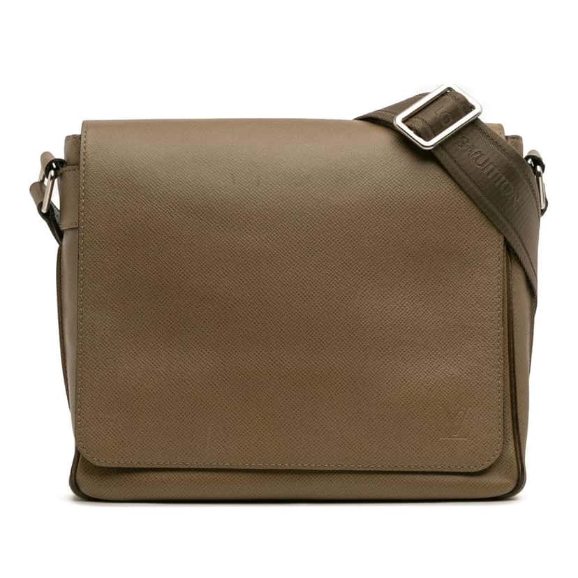 Louis Vuitton Taiga Roman PM Brown Leather Good condition - Front View