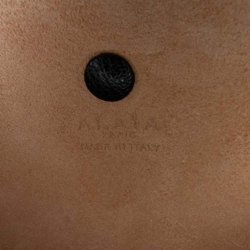 Alaïa Medium Textured Calfskin Le Papa Crossbody Black Leather Good condition - Box View