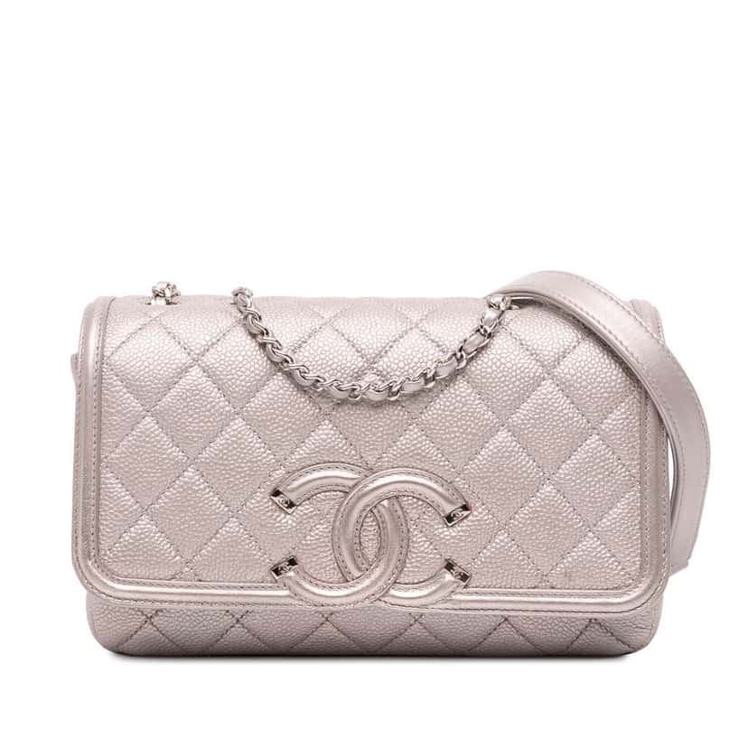 Chanel Small Metallic Caviar CC Filigree Flap Silver Leather Good condition - Front View