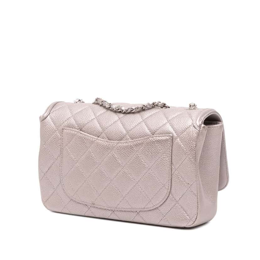 Chanel Small Metallic Caviar CC Filigree Flap Silver Leather Good condition - Back View