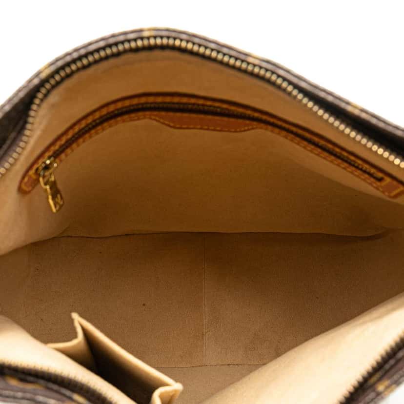 Louis Vuitton Monogram Looping GM Brown Canvas Good condition - Model View