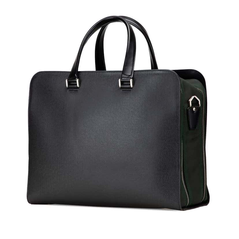 Louis Vuitton Taiga Nevski Black Leather Good condition - Back View