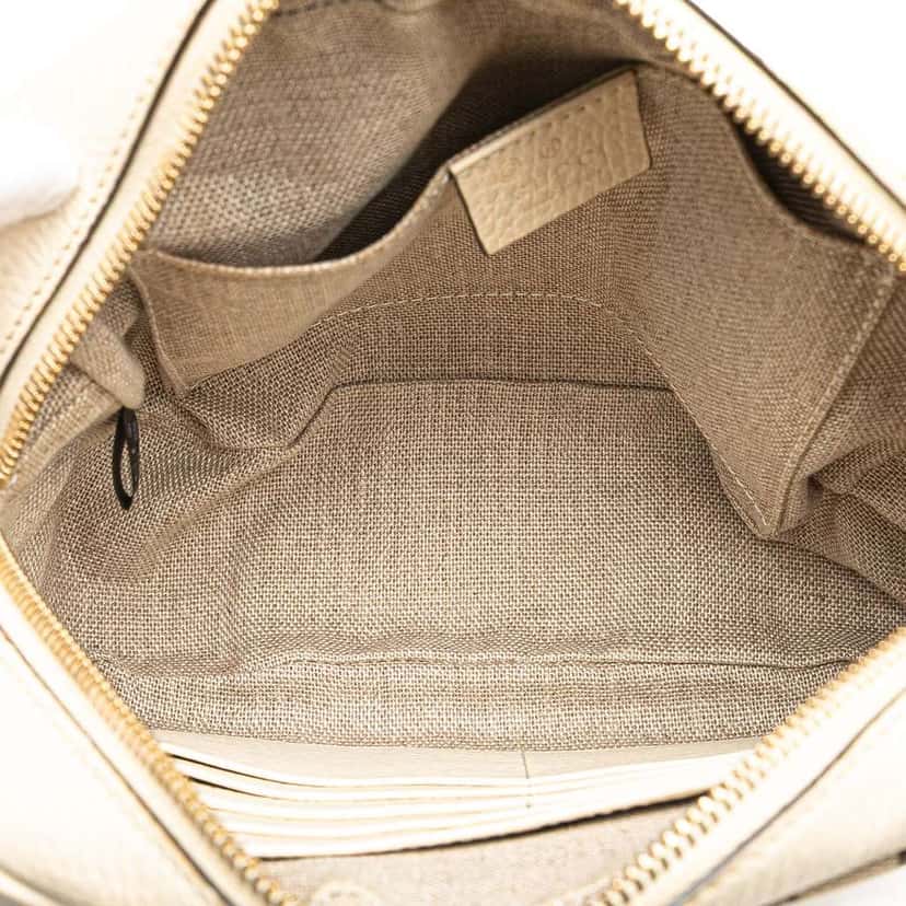 Gucci GG Canvas Bree Crossbody Brown Canvas Good condition - Model View