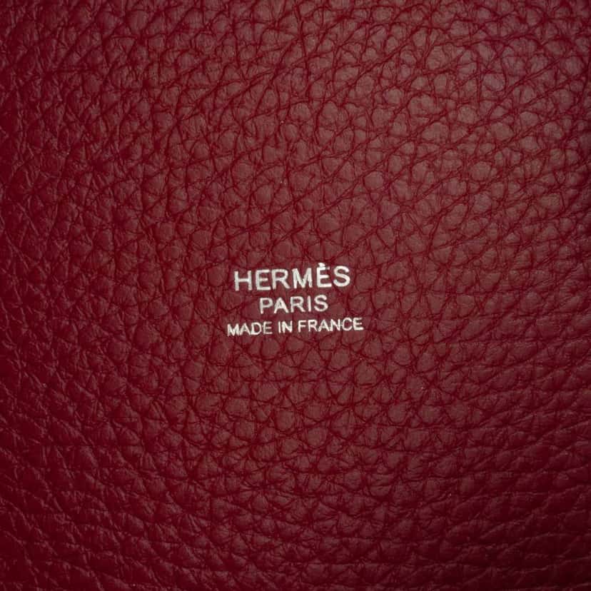 Hermès Clemence Picotin Lock 22 Red Leather Good condition - Box View
