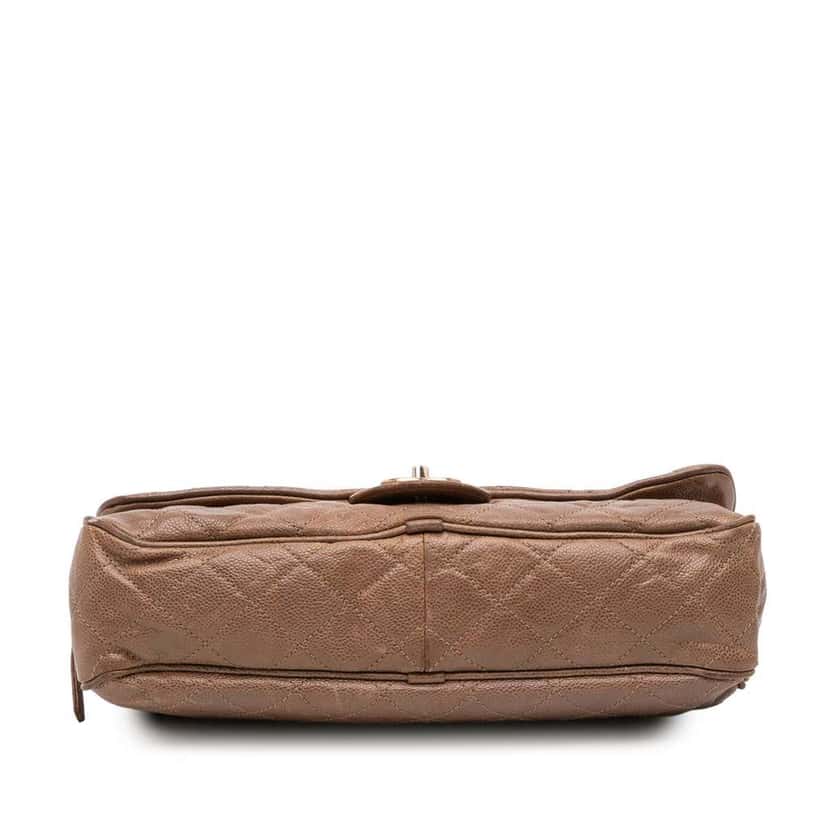 Chanel Large Quilted Caviar Shiva Flap Brown Leather Good condition - Inside View