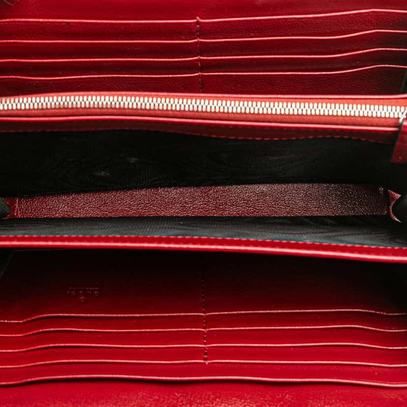 Gucci GG Tweed Dionysus Wallet on Chain Black Tweed Good condition - Model View