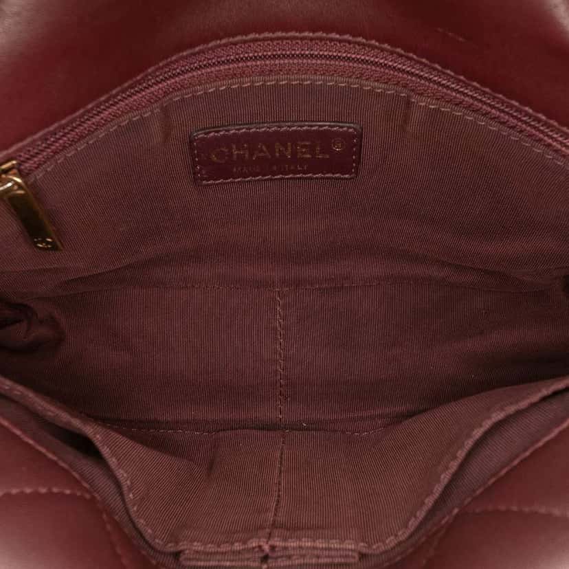 Chanel CC Tricolor Quilted Lambskin Double Flap Red Leather Good condition - Model View