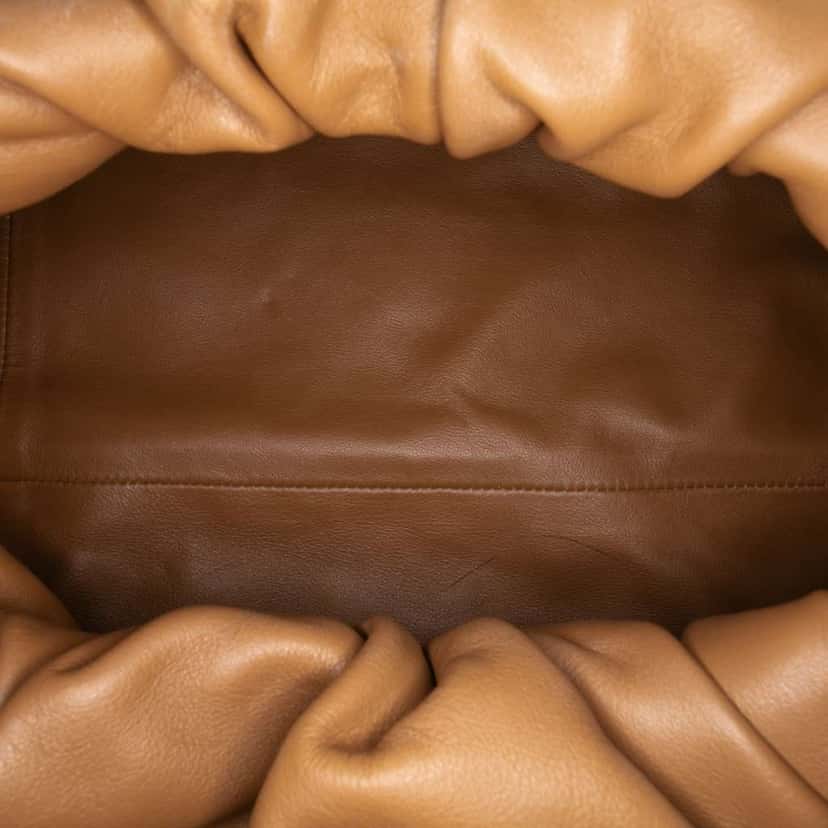Bottega Veneta Lambskin The Shoulder Pouch Brown Leather Good condition - Model View