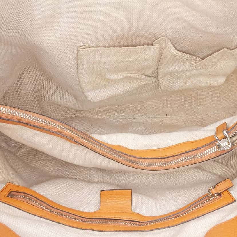 Gucci Medium Leather Soho Working Satchel Orange Leather Good condition - Model View