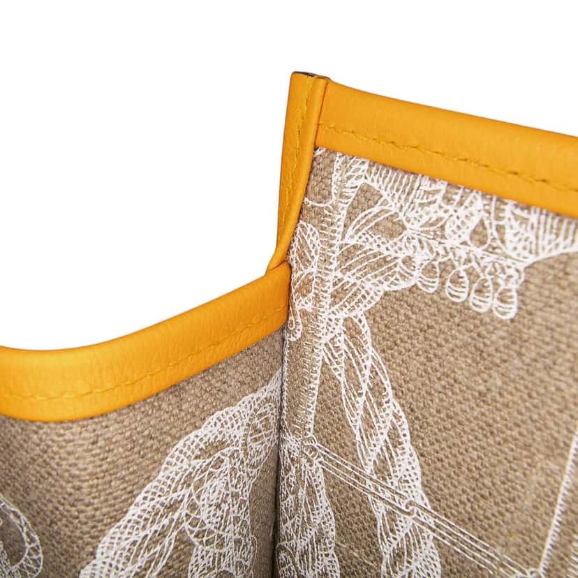 Hermès Evergrain and Toile Petit H Bell Tote Yellow Leather Good condition - Box View