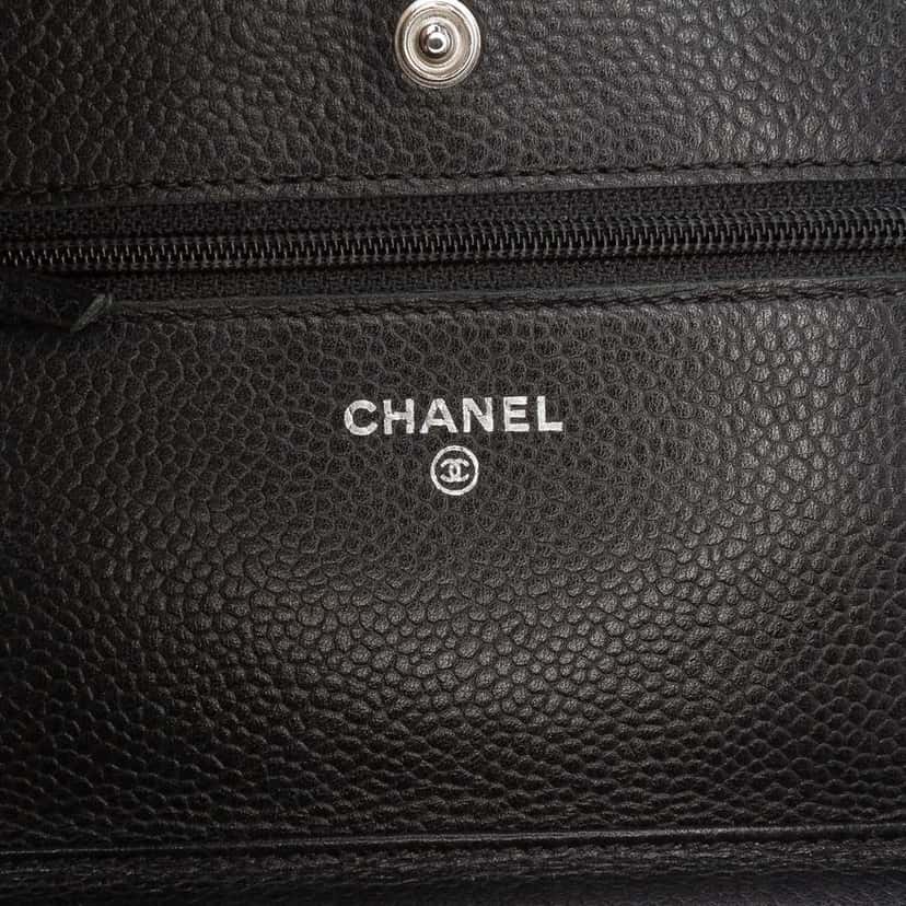 Chanel CC Quilted Caviar Wallet on Chain Black Leather Good condition - Box View