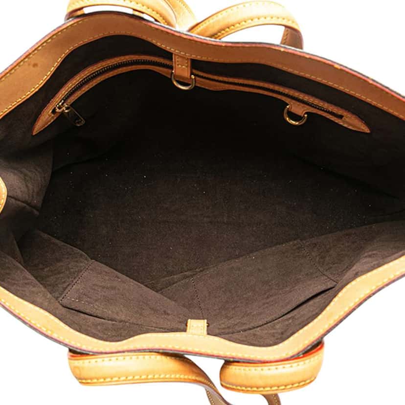 Louis Vuitton Monogram Wilshire MM Brown Good condition - Model View