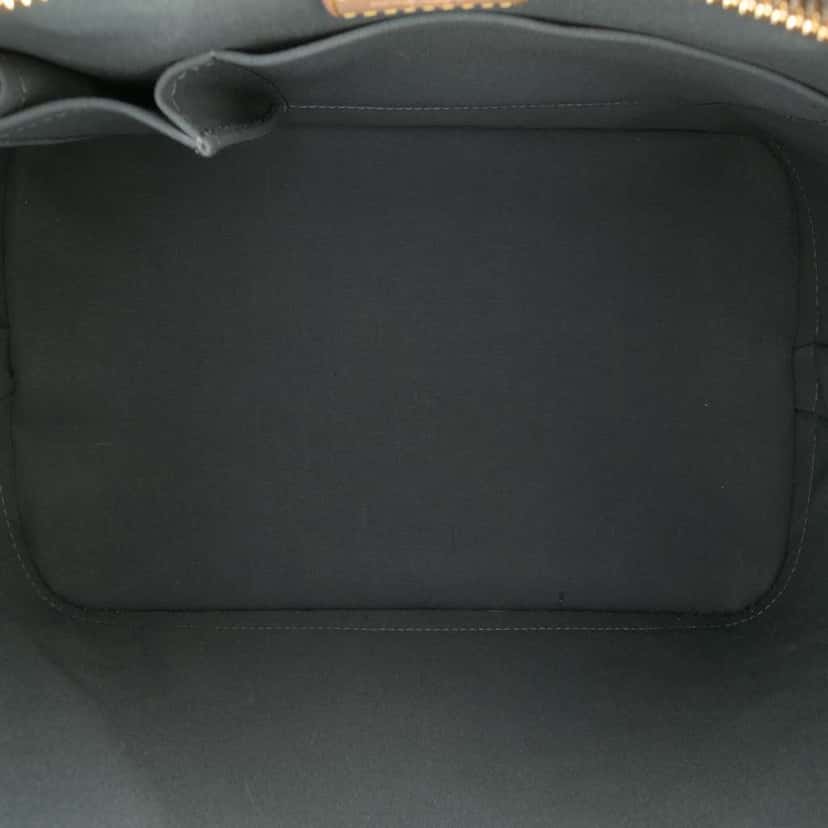 Louis Vuitton Monogram Vernis Alma GM Green Leather Good condition - Model View
