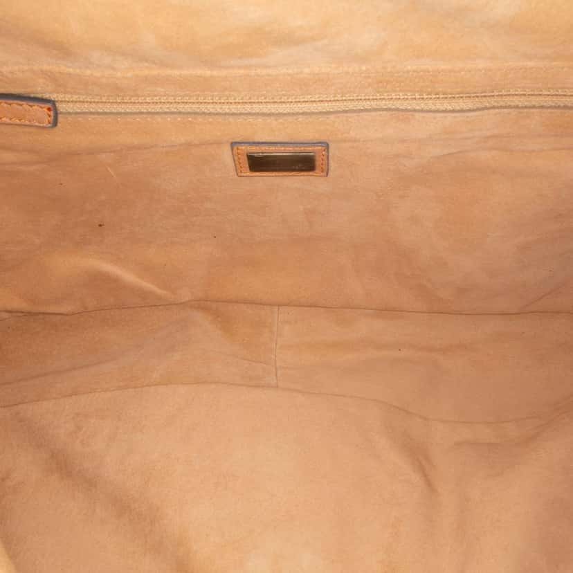 Fendi Large Multicolor Leather Whipstitch Baguette Crossbody Green Leather Good condition - Model View