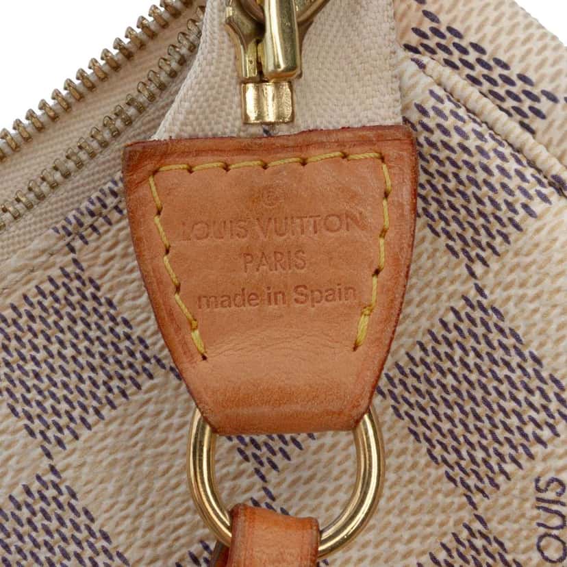 Louis Vuitton Damier Azur Pochette Accessoires White Canvas Good condition - Box View