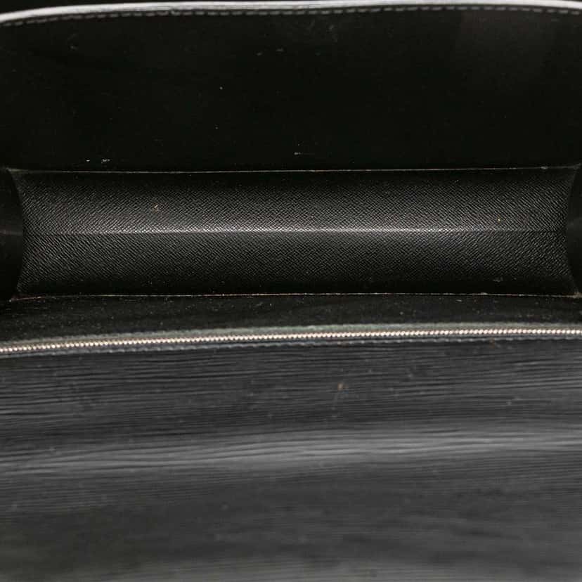 Louis Vuitton Epi Monceau 28 Black Leather Good condition - Model View