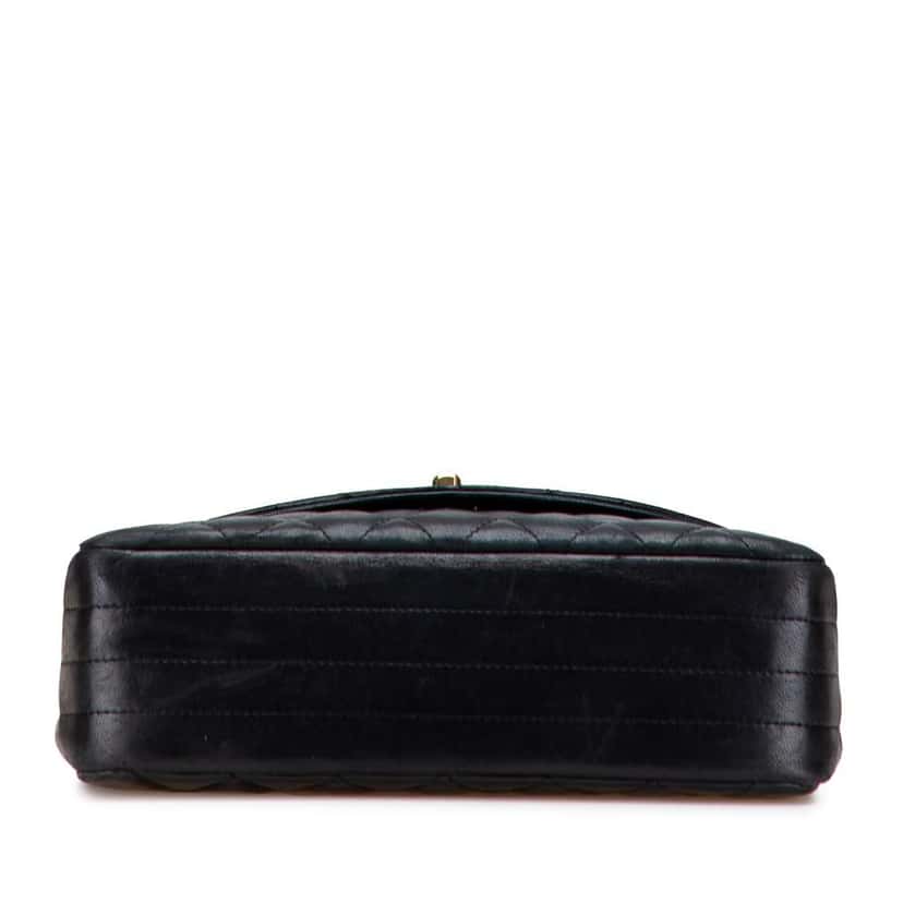 Chanel Quilted Lambskin Half Moon Single Flap Black Leather Good condition - Inside View