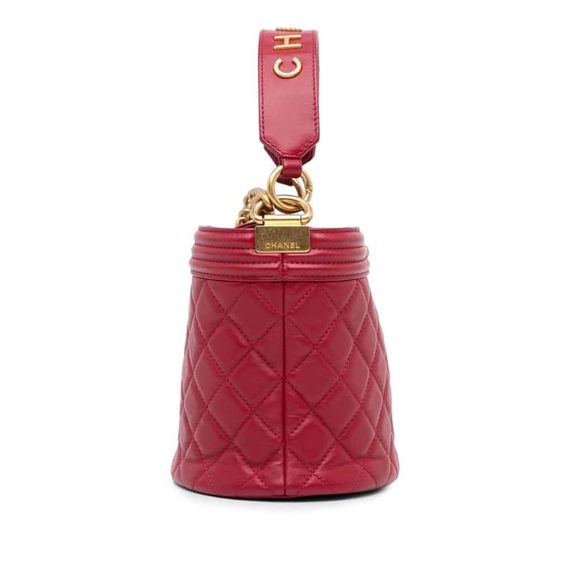 Chanel Calfskin Boy Bucket Bag Red Leather Good condition - Model View