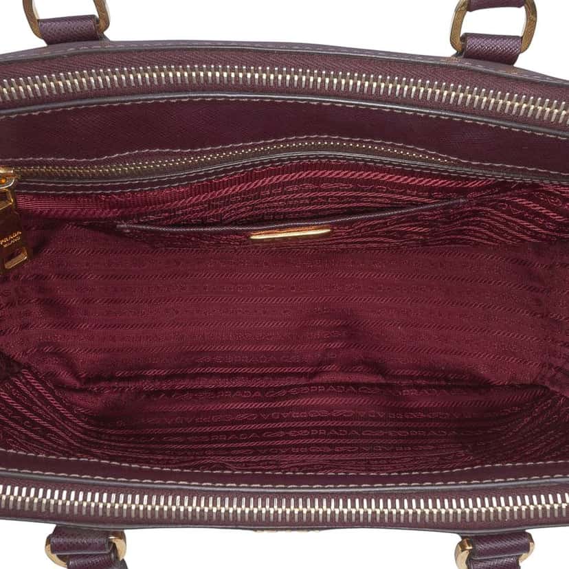 Prada Large Saffiano Lux Galleria Double Zip Tote Red Leather Good condition - Model View