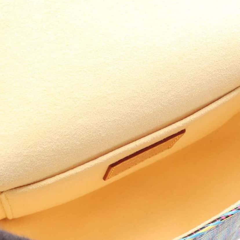 Louis Vuitton Monogram LV Pop Tambourin Blue Good condition - Inside View