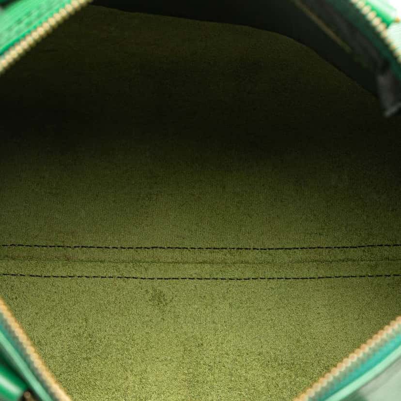 Louis Vuitton Epi Speedy 30 Green Leather Good condition - Model View