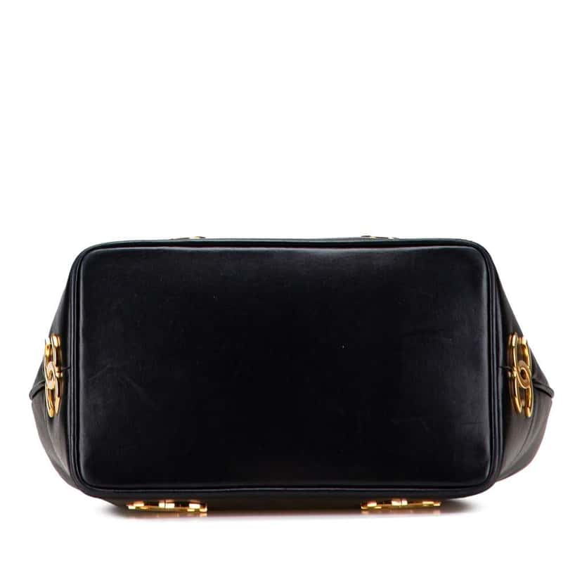 Chanel Triple CC Lambskin Bucket Black Leather Good condition - Inside View