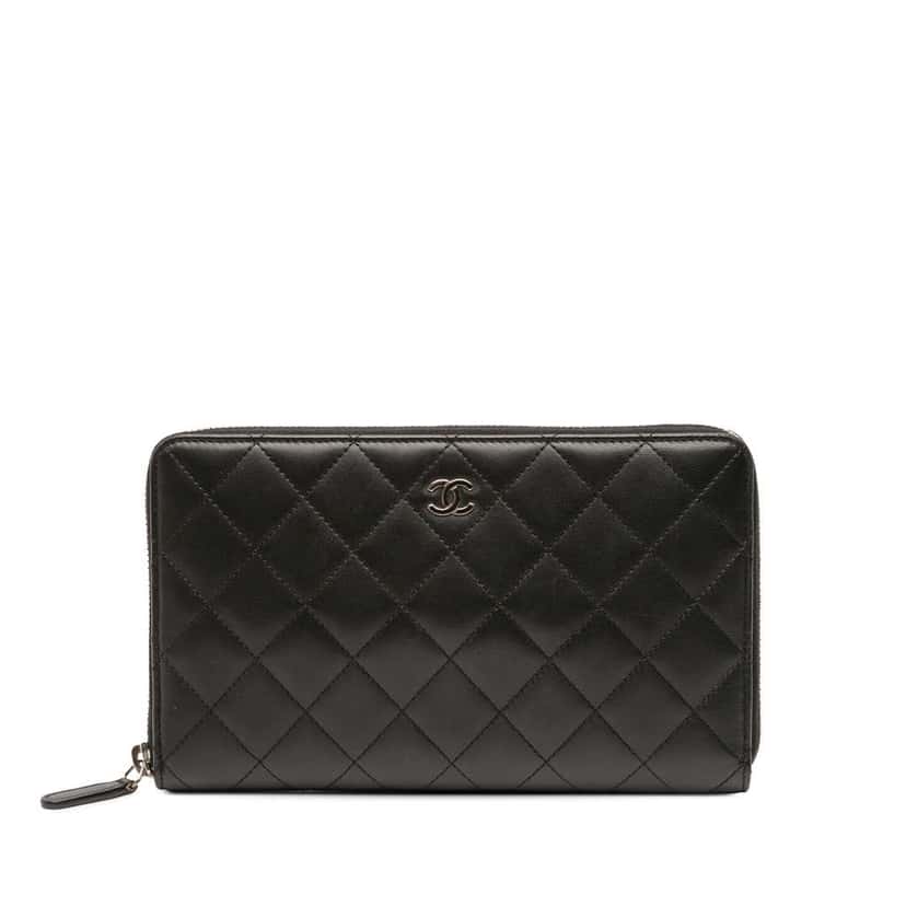 Chanel CC Quilted Lambskin Zip Around Wallet Black Leather Good condition - Front View