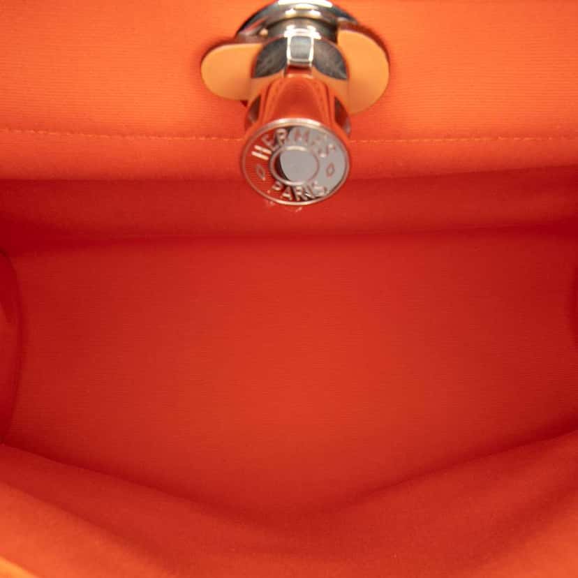 Hermès Toile Herbag Zip 31 Orange Canvas Good condition - Model View