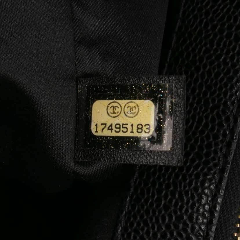 Chanel Caviar Grand Shopping Tote XL Black Leather Good condition - Box View