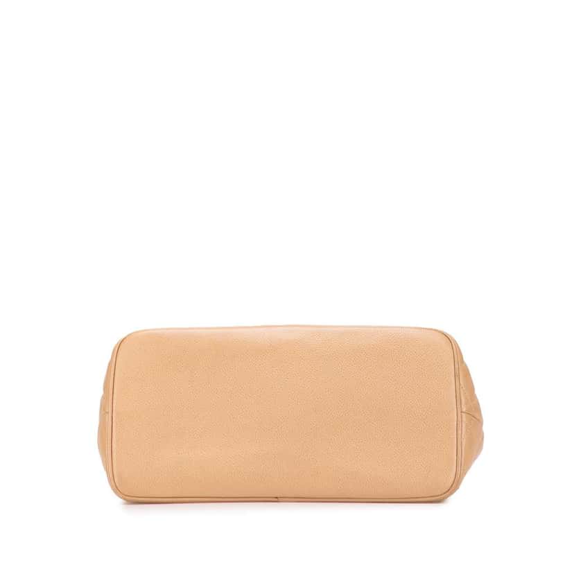 Chanel Caviar Medallion Tote Brown Leather Good condition - Inside View