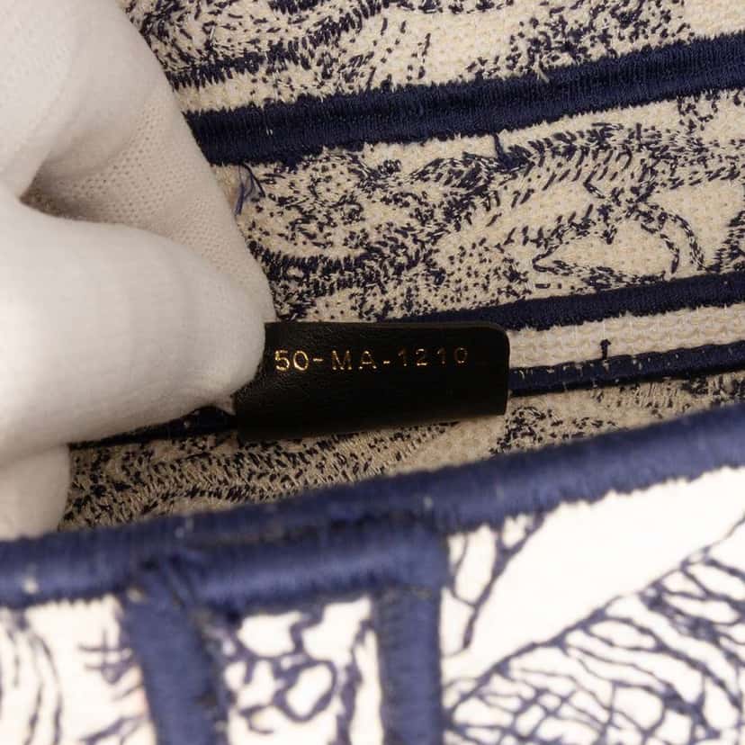 Dior Canvas Embroidered Toile de Jouy Saddle Bag Blue Canvas Good condition - Box View