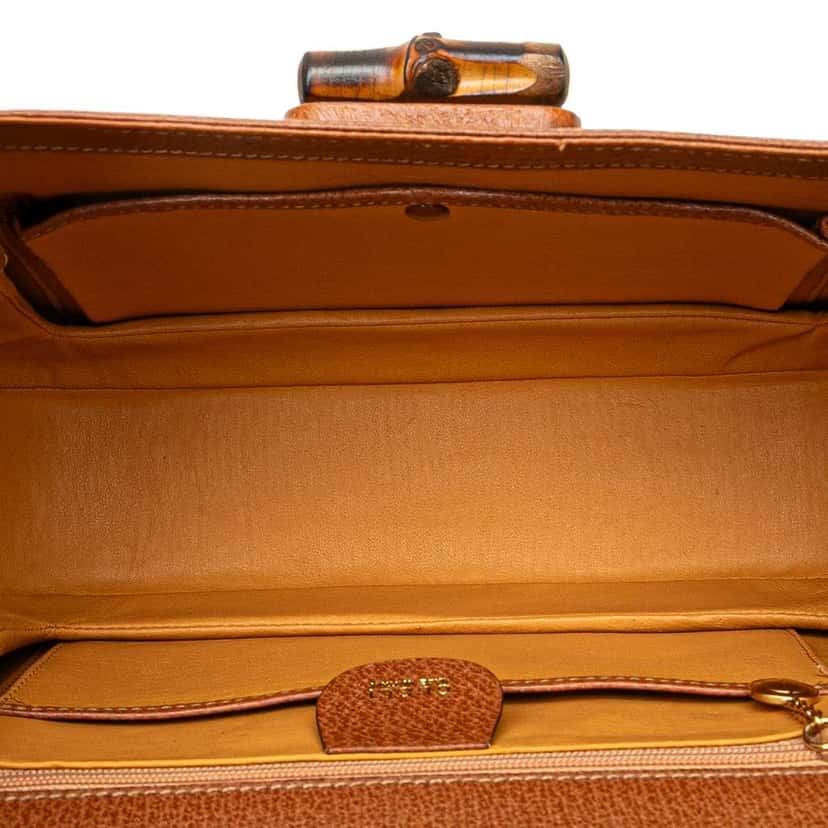 Gucci Calfskin Bamboo Night Brown Leather Good condition - Model View