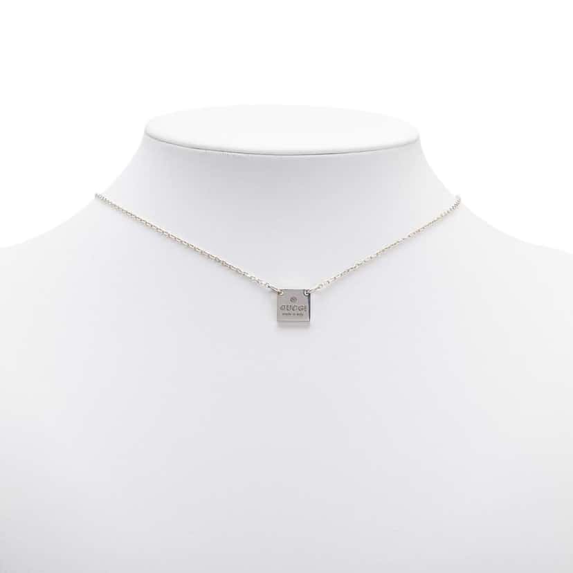 Gucci Sterling Silver Square Plate Logo Pendant Necklace Silver Silver Good condition - Model View