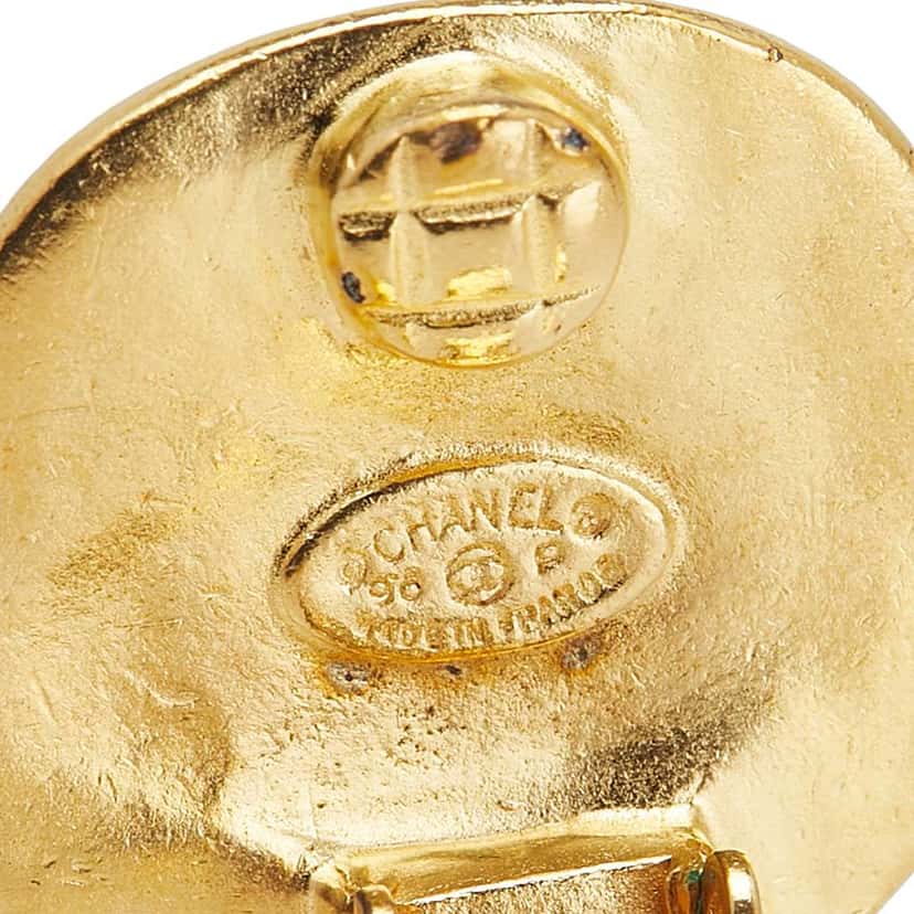 Chanel Gold Plated CC Logo Clip-on Earrings Gold Metal Good condition - Inside View