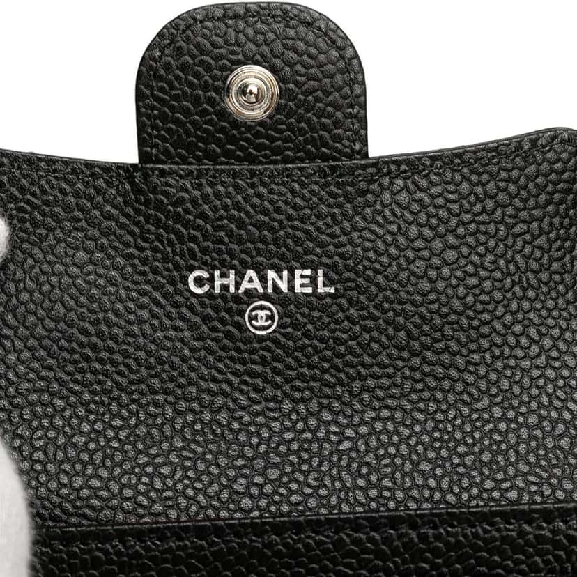 Chanel CC Quilted Caviar Flap Card Holder Wallet Black Leather Good condition - Box View